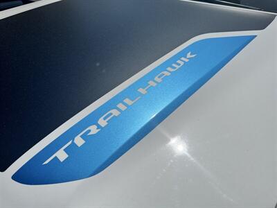 2023 Jeep Grand Cherokee Trailhawk 4xe - Photo 9 - Hayes, VA 23072