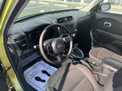 2018 Kia Soul   - Photo 15 - Hayes, VA 23072