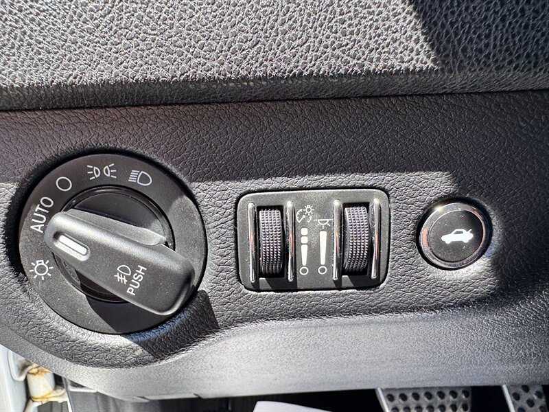2019 Dodge Charger GT - Photo 15 - Hayes, VA 23072