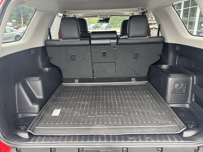 2022 Toyota 4Runner SR5 Premium   - Photo 33 - Hayes, VA 23072