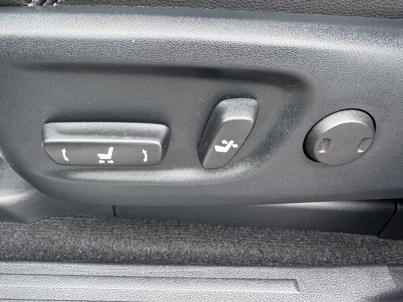 2022 Toyota 4Runner SR5 Premium   - Photo 27 - Hayes, VA 23072