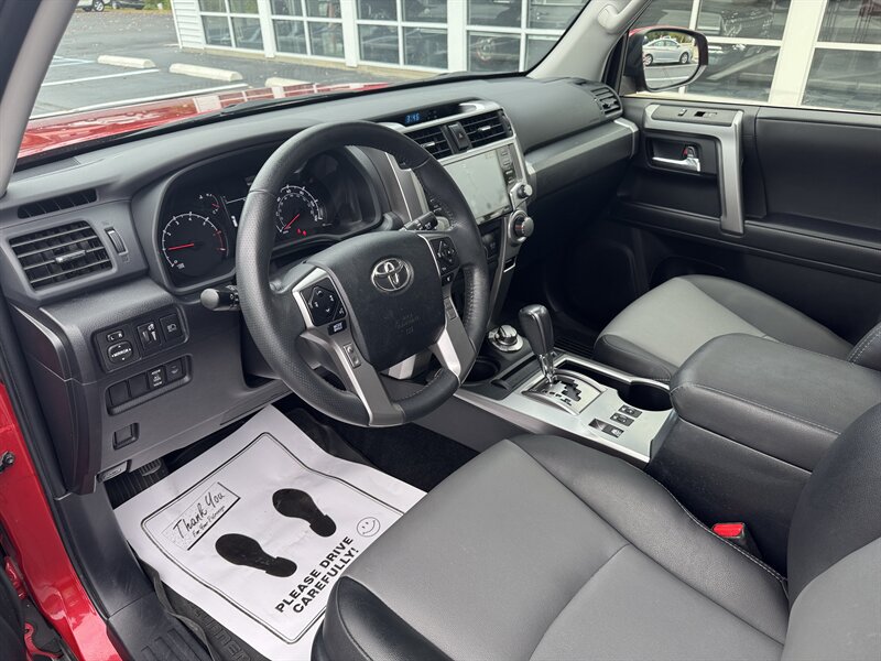2022 Toyota 4Runner SR5 Premium   - Photo 29 - Hayes, VA 23072