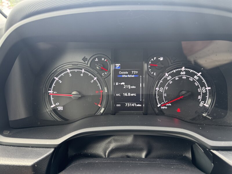 2022 Toyota 4Runner SR5 Premium   - Photo 17 - Hayes, VA 23072