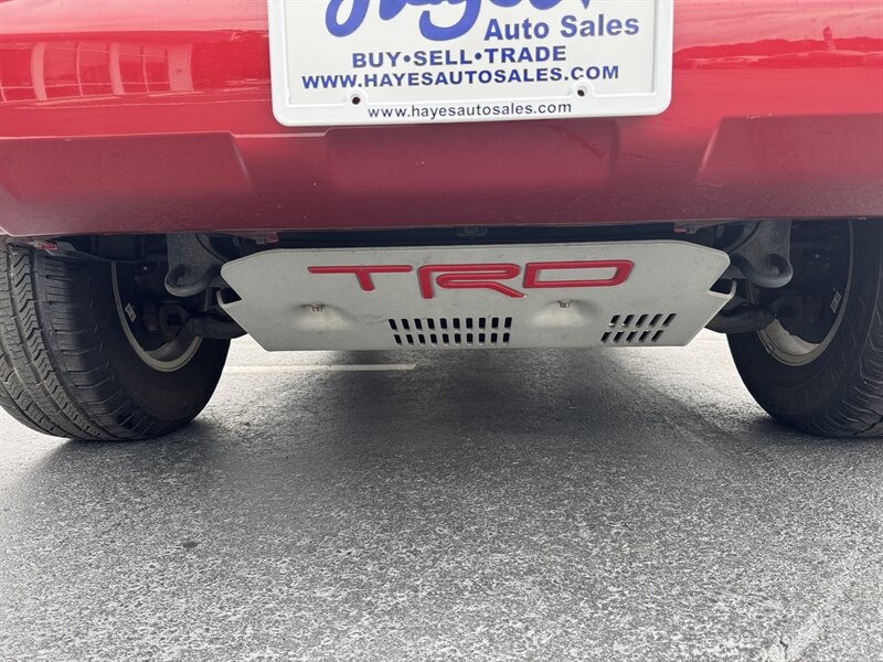 2022 Toyota 4Runner SR5 Premium   - Photo 30 - Hayes, VA 23072