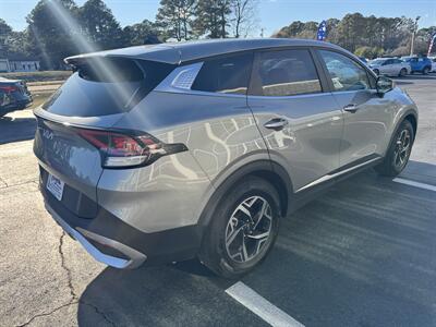 2024 Kia Sportage LX   - Photo 5 - Hayes, VA 23072