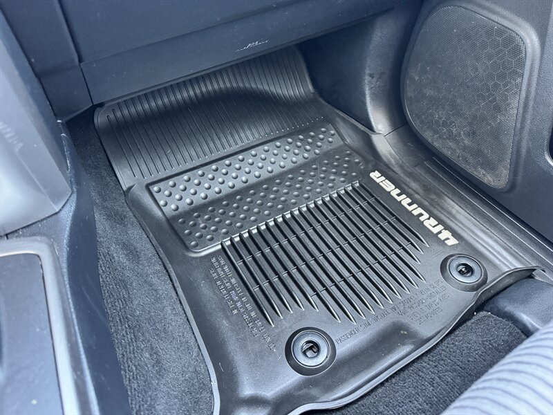 2018 Toyota 4Runner SR5 - Photo 30 - Hayes, VA 23072
