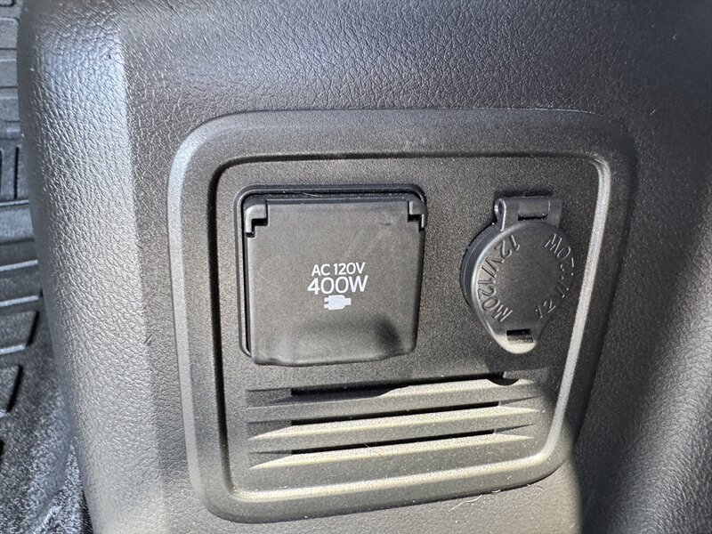 2018 Toyota 4Runner SR5 - Photo 14 - Hayes, VA 23072