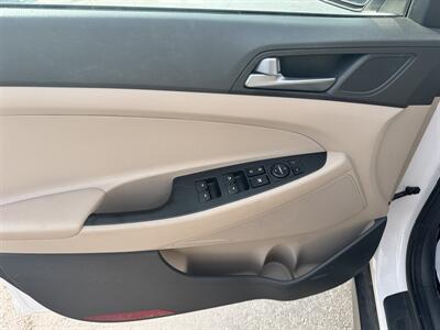 2016 Hyundai Tucson SPORT AWD - Photo 18 - Hayes, VA 23072