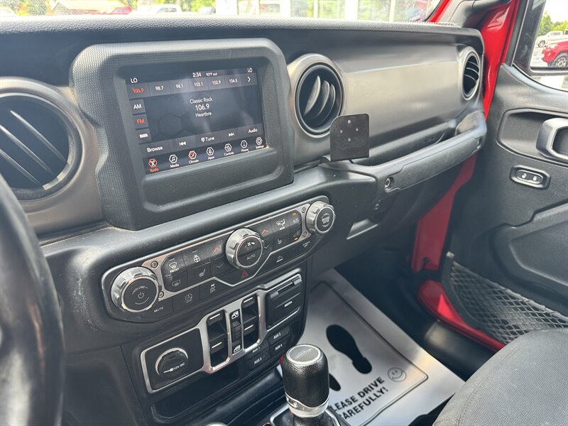 2020 Jeep Gladiator Sport S - Photo 29 - Hayes, VA 23072