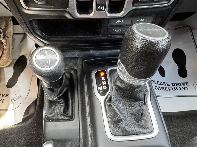 2020 Jeep Gladiator Sport S - Photo 20 - Hayes, VA 23072