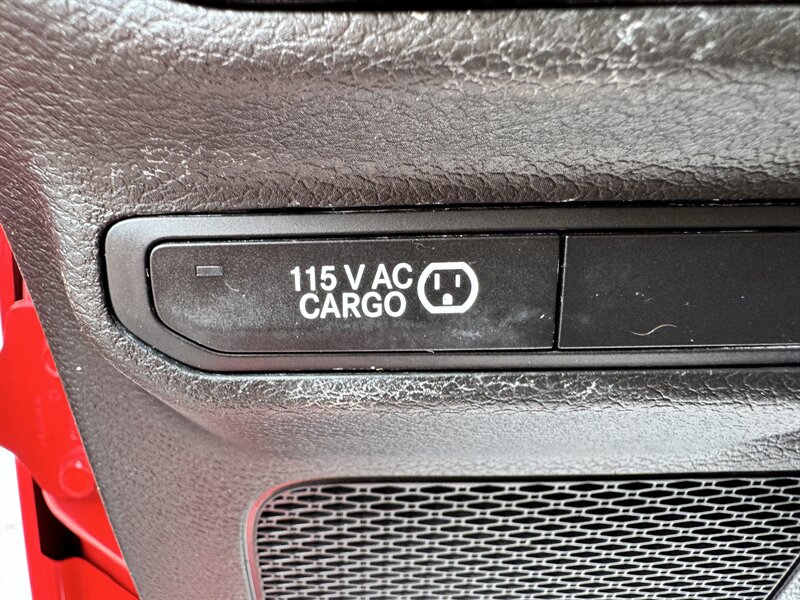 2020 Jeep Gladiator Sport S - Photo 14 - Hayes, VA 23072