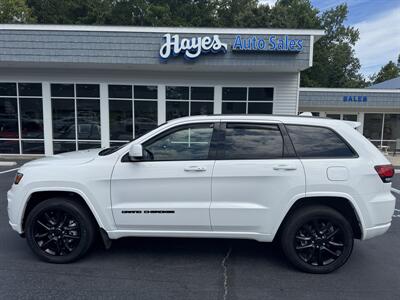 2021 Jeep Grand Cherokee Altitude 4x4   - Photo 2 - Hayes, VA 23072
