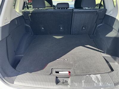 2024 Nissan Rogue SV   - Photo 12 - Hayes, VA 23072