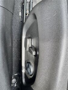 2021 Jeep Renegade Limited   - Photo 16 - Hayes, VA 23072