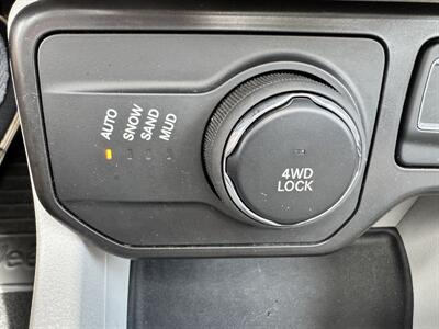 2021 Jeep Renegade Limited   - Photo 22 - Hayes, VA 23072