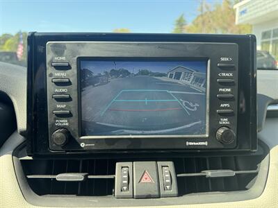 2021 Toyota RAV4 XLE Premium   - Photo 30 - Hayes, VA 23072