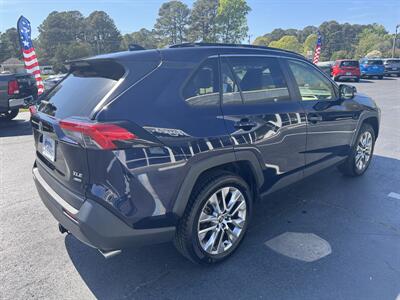 2021 Toyota RAV4 XLE Premium   - Photo 5 - Hayes, VA 23072