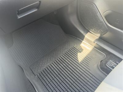 2021 Toyota RAV4 XLE Premium   - Photo 32 - Hayes, VA 23072