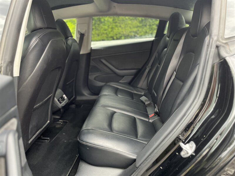 2021 Tesla Model 3 Long Range photo 25