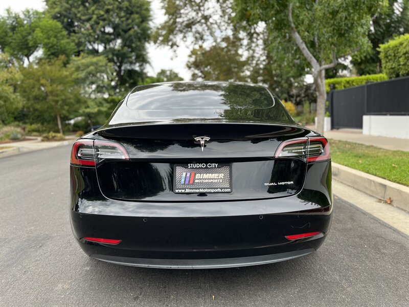 2021 Tesla Model 3 Long Range photo 13