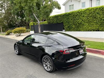 2021 Tesla Model 3 Long Range - Photo 12 - Studio City, CA 91604