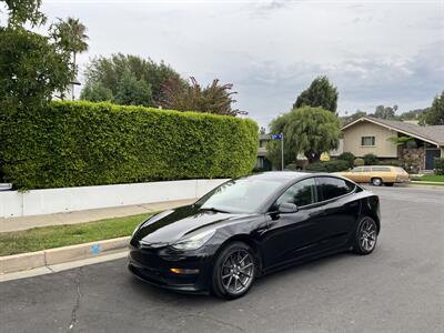 2021 Tesla Model 3 Long Range - Photo 2 - Studio City, CA 91604