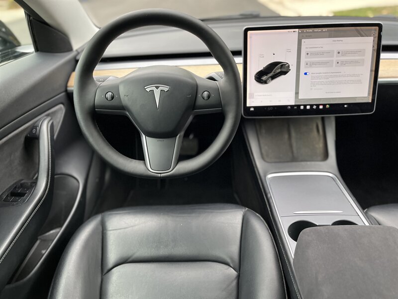 2021 Tesla Model 3 Long Range photo 28