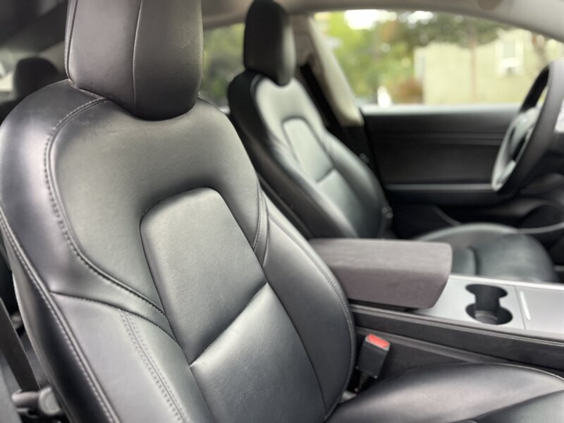 2021 Tesla Model 3 Long Range photo 36