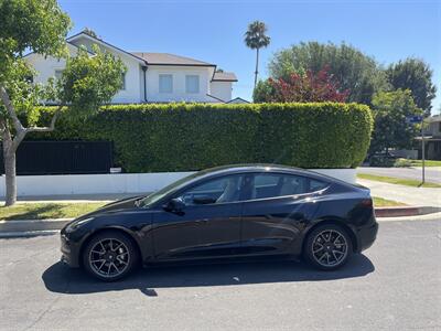 2021 Tesla Model 3 Standard Range Plus   - Photo 23 - Studio City, CA 91604