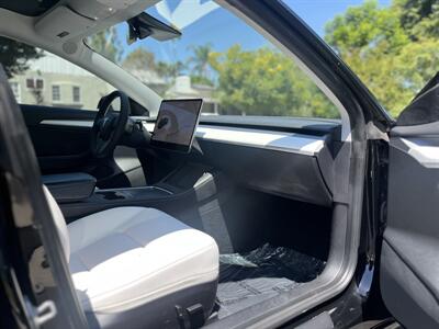 2021 Tesla Model 3 Standard Range Plus   - Photo 33 - Studio City, CA 91604