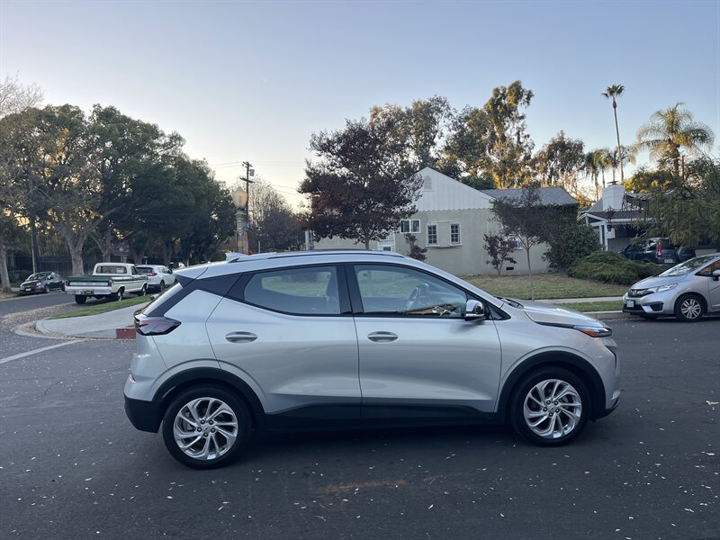 2023 Chevrolet Bolt EUV LT photo 15