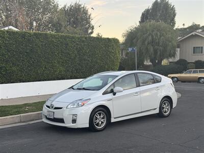2011 Toyota Prius Three   - Photo 1 - Studio City, CA 91604