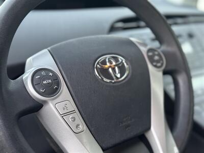 2011 Toyota Prius Three   - Photo 39 - Studio City, CA 91604