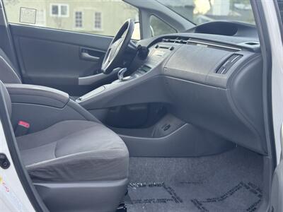 2011 Toyota Prius Three   - Photo 58 - Studio City, CA 91604