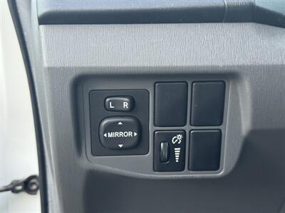 2011 Toyota Prius Three   - Photo 38 - Studio City, CA 91604