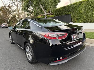 2014 Kia Optima Hybrid LX   - Photo 13 - Studio City, CA 91604