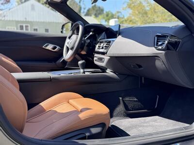 2026 BMW Z4 M40i  6 Speed Manual - Photo 53 - Studio City, CA 91604
