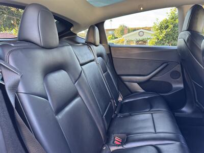 2023 Tesla Model Y Long Range   - Photo 14 - Studio City, CA 91604