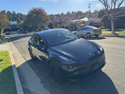 2023 Tesla Model Y Long Range   - Photo 45 - Studio City, CA 91604