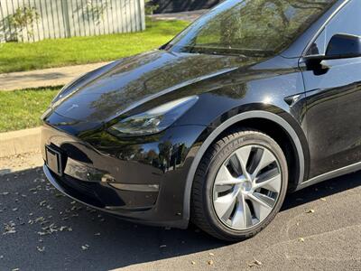 2023 Tesla Model Y Long Range   - Photo 18 - Studio City, CA 91604