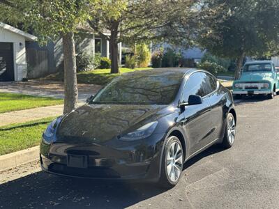 2023 Tesla Model Y Long Range   - Photo 13 - Studio City, CA 91604