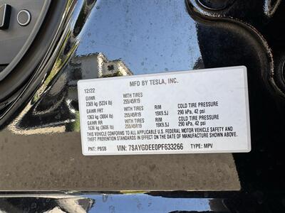 2023 Tesla Model Y Long Range   - Photo 36 - Studio City, CA 91604