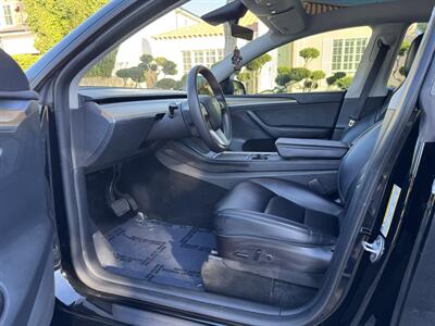 2023 Tesla Model Y Long Range   - Photo 29 - Studio City, CA 91604