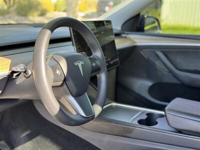2023 Tesla Model Y Long Range   - Photo 40 - Studio City, CA 91604