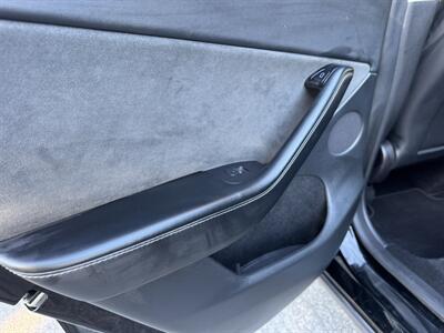 2023 Tesla Model Y Long Range   - Photo 49 - Studio City, CA 91604