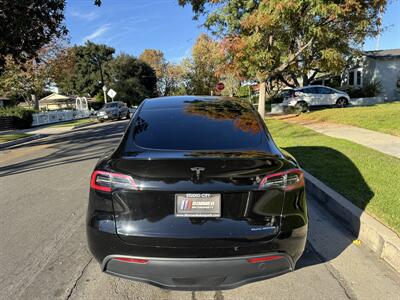 2023 Tesla Model Y Long Range   - Photo 41 - Studio City, CA 91604