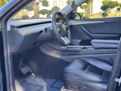 2023 Tesla Model Y Long Range   - Photo 24 - Studio City, CA 91604