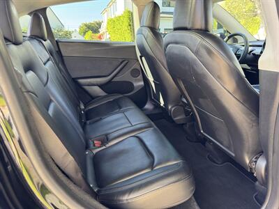 2023 Tesla Model Y Long Range   - Photo 52 - Studio City, CA 91604