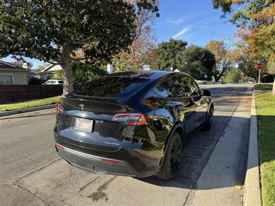 2023 Tesla Model Y Long Range   - Photo 39 - Studio City, CA 91604