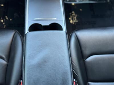 2023 Tesla Model Y Long Range   - Photo 22 - Studio City, CA 91604